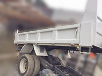 いすゞエルフダンプ小型（2t・3t）[写真08]