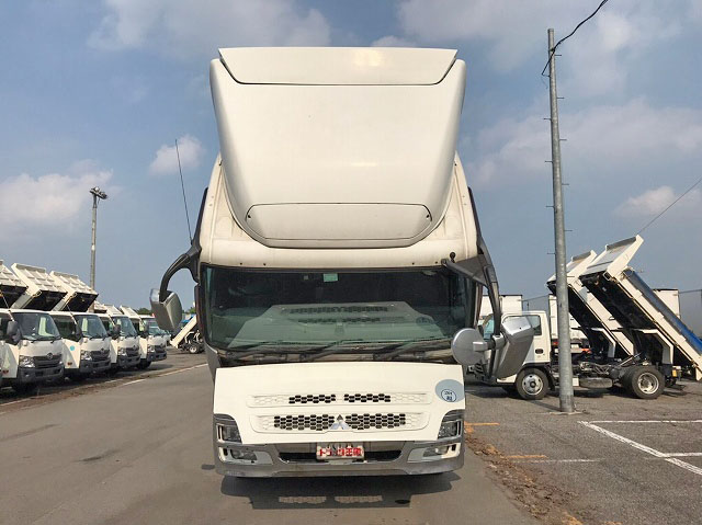 三菱ふそうスーパーグレートパネルウイング大型（10t）[写真10]