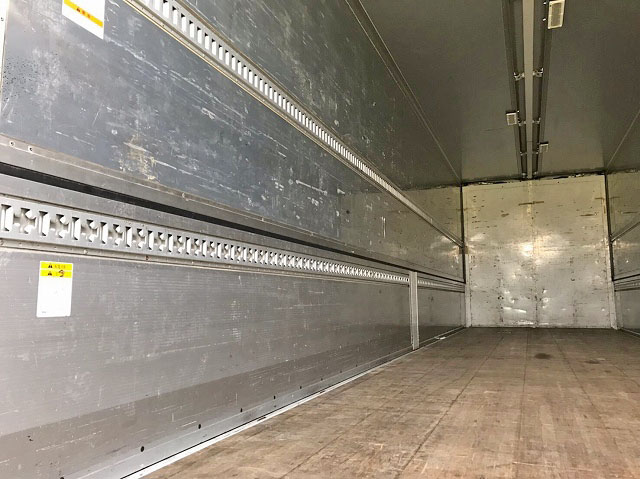 三菱ふそうスーパーグレートパネルウイング大型（10t）[写真13]