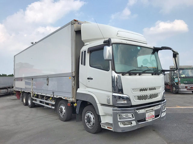 三菱ふそうスーパーグレートパネルウイング大型（10t）[写真03]