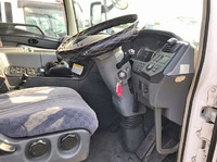 三菱ふそうスーパーグレートパネルウイング大型（10t）[写真30]