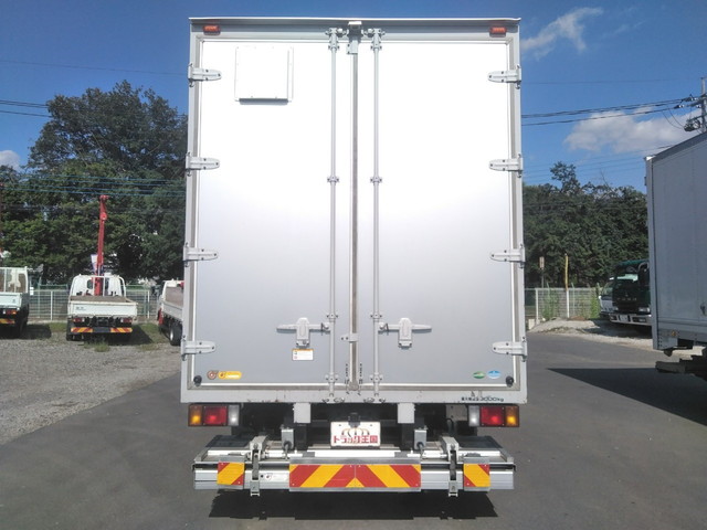 いすゞエルフアルミバン小型（2t・3t）[写真10]