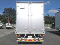 いすゞエルフアルミバン小型（2t・3t）[写真10]