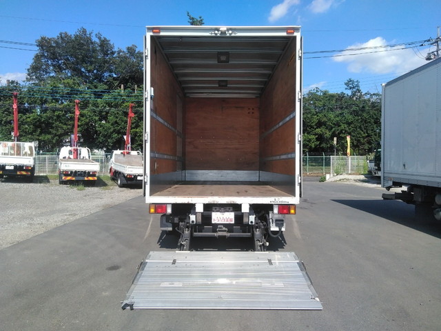 いすゞエルフアルミバン小型（2t・3t）[写真11]