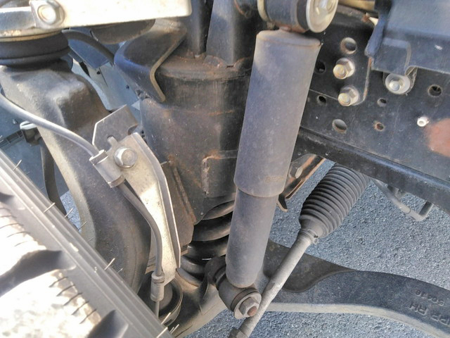 いすゞエルフアルミバン小型（2t・3t）[写真21]