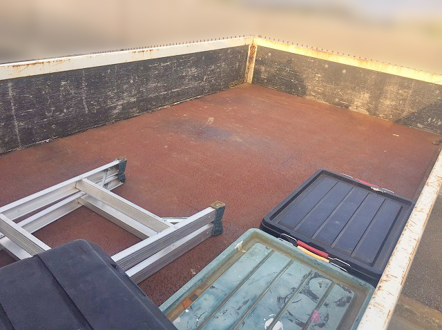 いすゞエルフ平ボディ小型（2t・3t）[写真07]