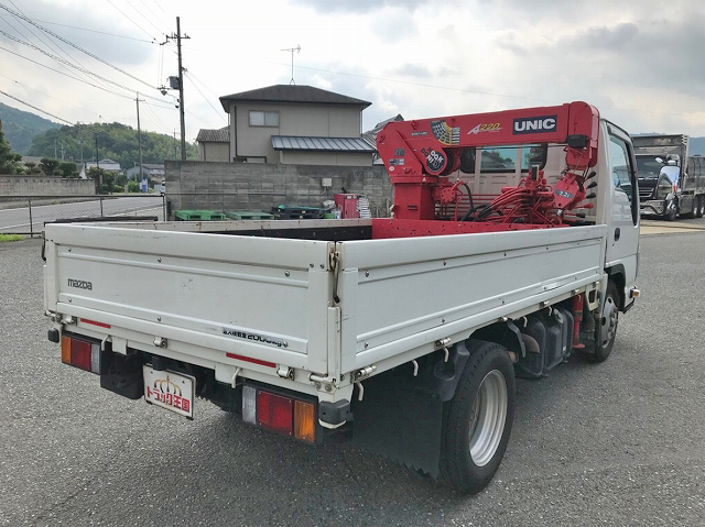 マツダタイタンクレーン付小型（2t・3t）[写真02]