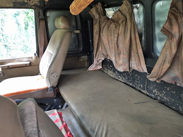 日野ドルフィンセルフローダー大型（10t）[写真35]