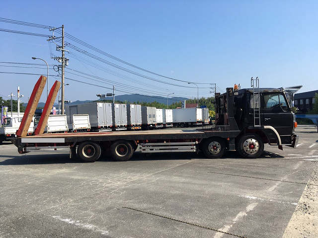 日野ドルフィンセルフローダー大型（10t）[写真06]