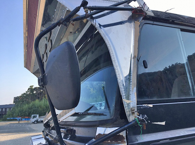 日野ドルフィンセルフローダー大型（10t）[写真09]