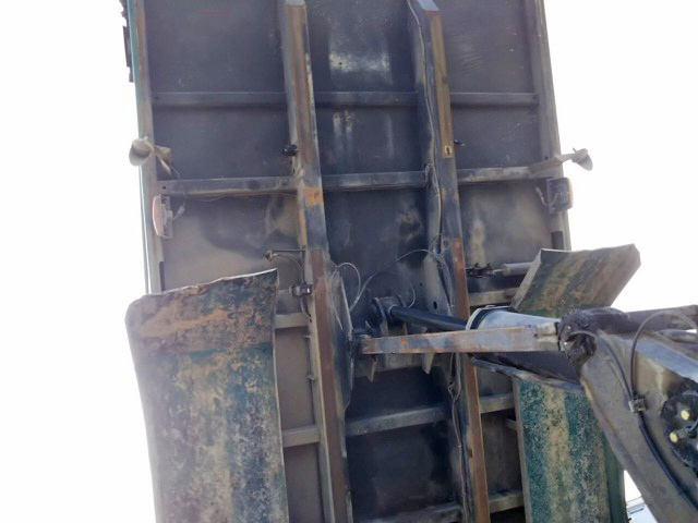 三菱ふそうスーパーグレートダンプ大型（10t）[写真15]