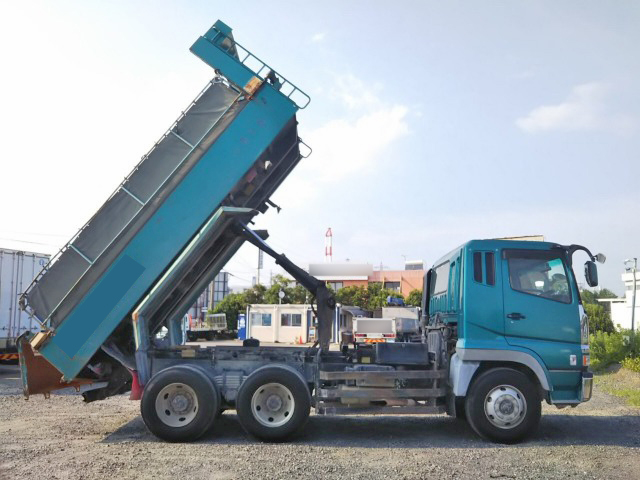 三菱ふそうスーパーグレートダンプ大型（10t）[写真08]