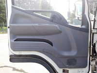 三菱ふそうキャンターダブルキャブ（Wキャブ）小型（2t・3t）[写真24]