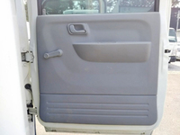 三菱ふそうキャンターダブルキャブ（Wキャブ）小型（2t・3t）[写真27]