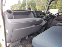 三菱ふそうキャンターダブルキャブ（Wキャブ）小型（2t・3t）[写真32]