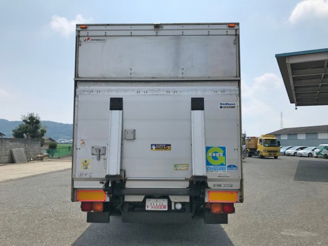 三菱ふそうファイターアルミバン中型（4t）[写真10]