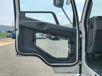 三菱ふそうファイターアルミバン中型（4t）[写真32]