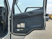 三菱ふそうファイターアルミバン中型（4t）[写真33]