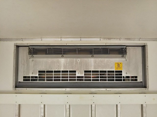 三菱ふそうキャンター冷凍車（冷蔵車）小型（2t・3t）[写真20]