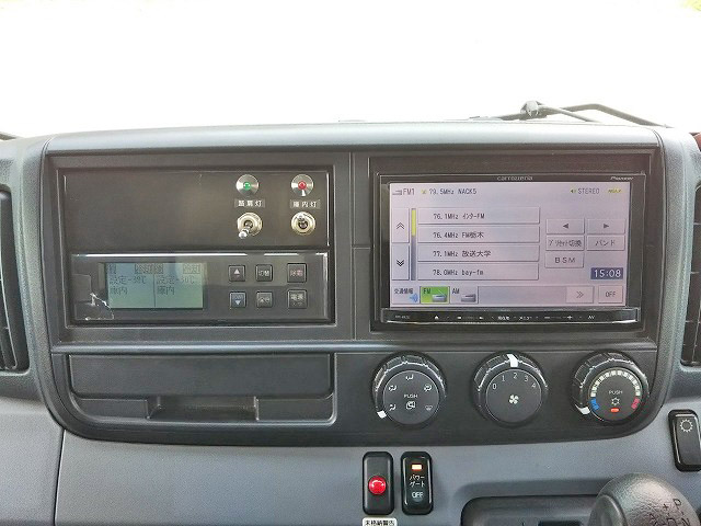 三菱ふそうキャンター冷凍車（冷蔵車）小型（2t・3t）[写真38]