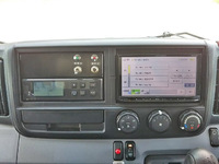 三菱ふそうキャンター冷凍車（冷蔵車）小型（2t・3t）[写真38]