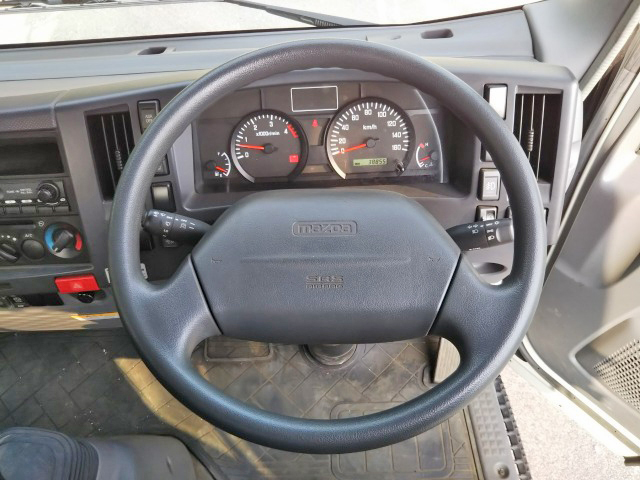 マツダタイタン平ボディ小型（2t・3t）[写真37]