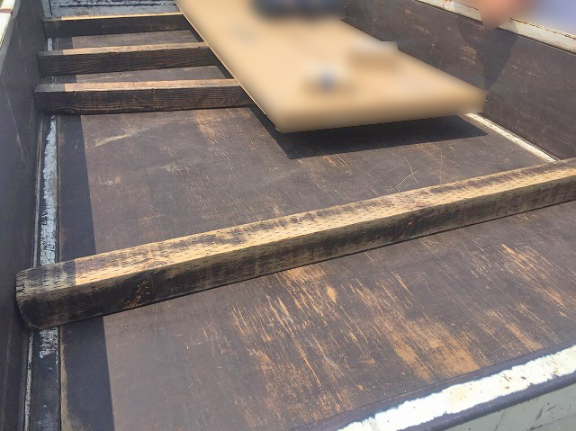 トヨタダイナ平ボディ小型（2t・3t）[写真09]