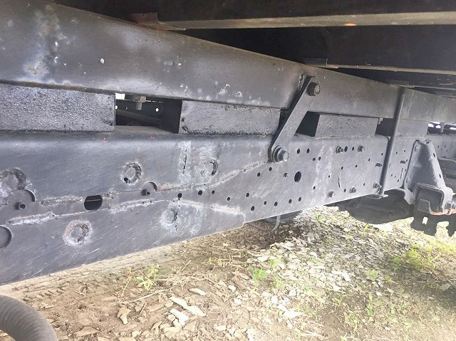 いすゞエルフクレーン4段小型（2t・3t）[写真16]