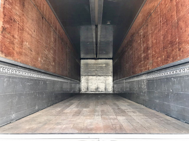 日野プロフィアアルミウイング大型（10t）[写真13]