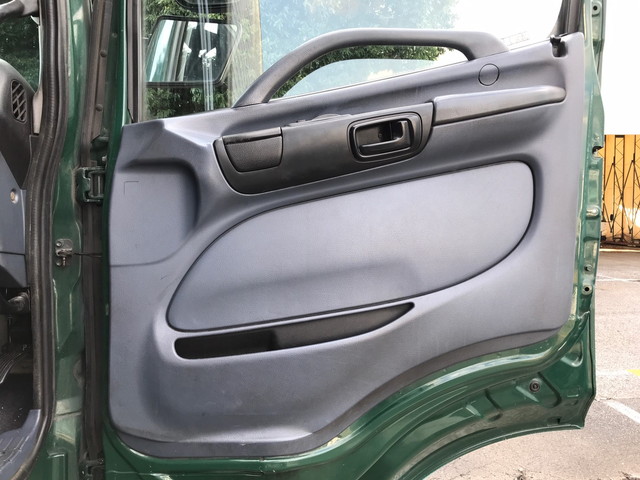 日野プロフィアアルミウイング大型（10t）[写真28]