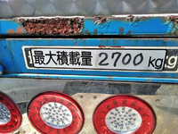 いすゞフォワード平ボディ中型（4t）[写真10]