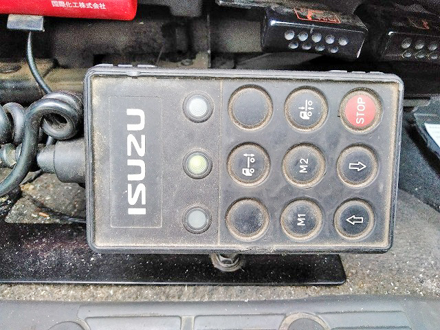 いすゞフォワード平ボディ中型（4t）[写真26]