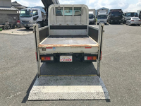 トヨタトヨエースダブルキャブ（Wキャブ）小型（2t・3t）[写真09]