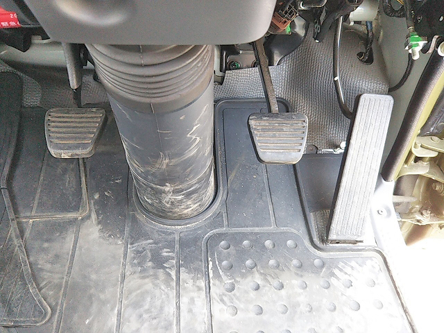 いすゞエルフダンプ小型（2t・3t）[写真37]