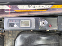 日立ミニユンボ（ミニバックホー）[写真28]