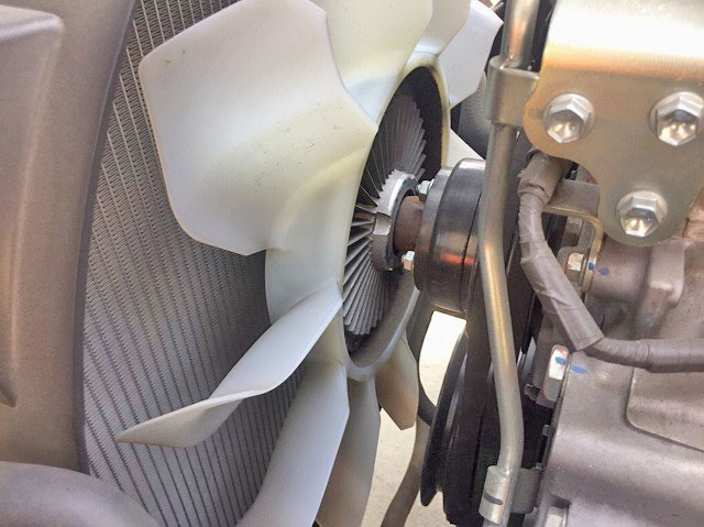 日野デュトロ平ボディ小型（2t・3t）[写真14]