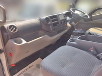 日野デュトロ平ボディ小型（2t・3t）[写真18]