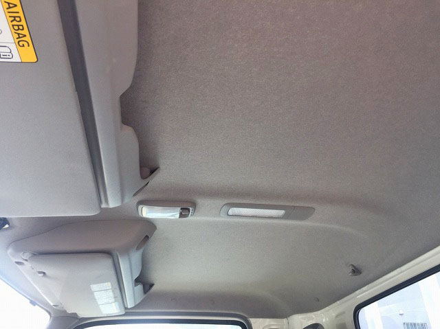 日野デュトロ平ボディ小型（2t・3t）[写真19]