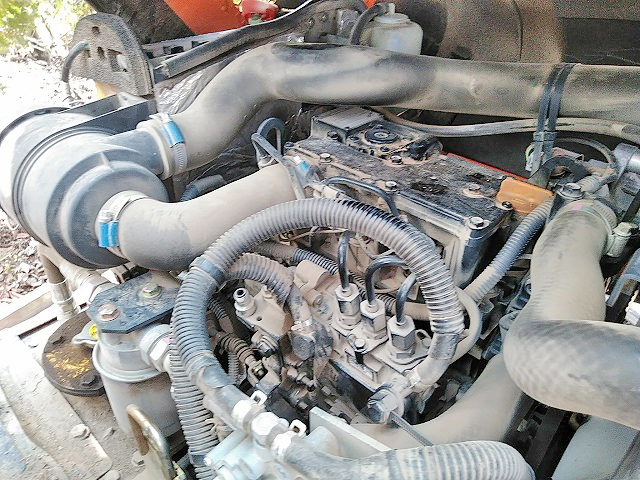 日立ミニユンボ（ミニバックホー）[写真18]