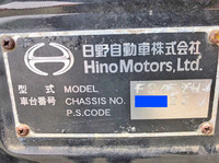 日野プロフィア平ボディ大型（10t）[写真30]