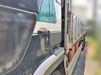 日野プロフィア平ボディ大型（10t）[写真06]