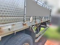 日野プロフィア平ボディ大型（10t）[写真08]