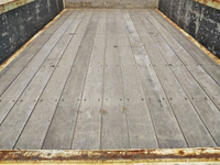 いすゞエルフ平ボディ小型（2t・3t）[写真13]