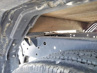 いすゞエルフ平ボディ小型（2t・3t）[写真21]