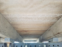 いすゞエルフ平ボディ小型（2t・3t）[写真22]