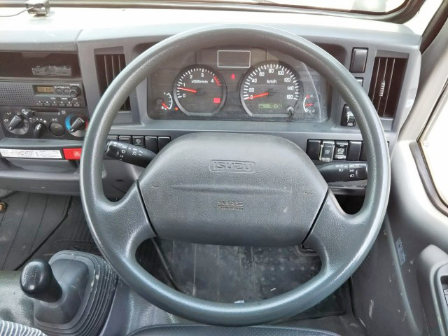 いすゞエルフ平ボディ小型（2t・3t）[写真38]