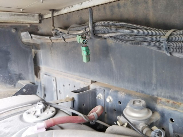 いすゞエルフ高所作業車小型（2t・3t）[写真22]