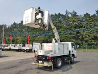 いすゞエルフ高所作業車小型（2t・3t）[写真02]