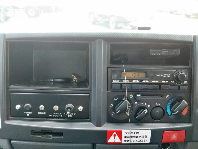 いすゞエルフ高所作業車小型（2t・3t）[写真36]