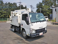 いすゞエルフ高所作業車小型（2t・3t）[写真03]